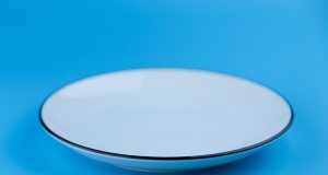 Polikarbon Tabağın Pratikliği: 5 Gözlü Bölmeli ve İskender Tabağı ile Sofralar Daha Düzenli prismatr6